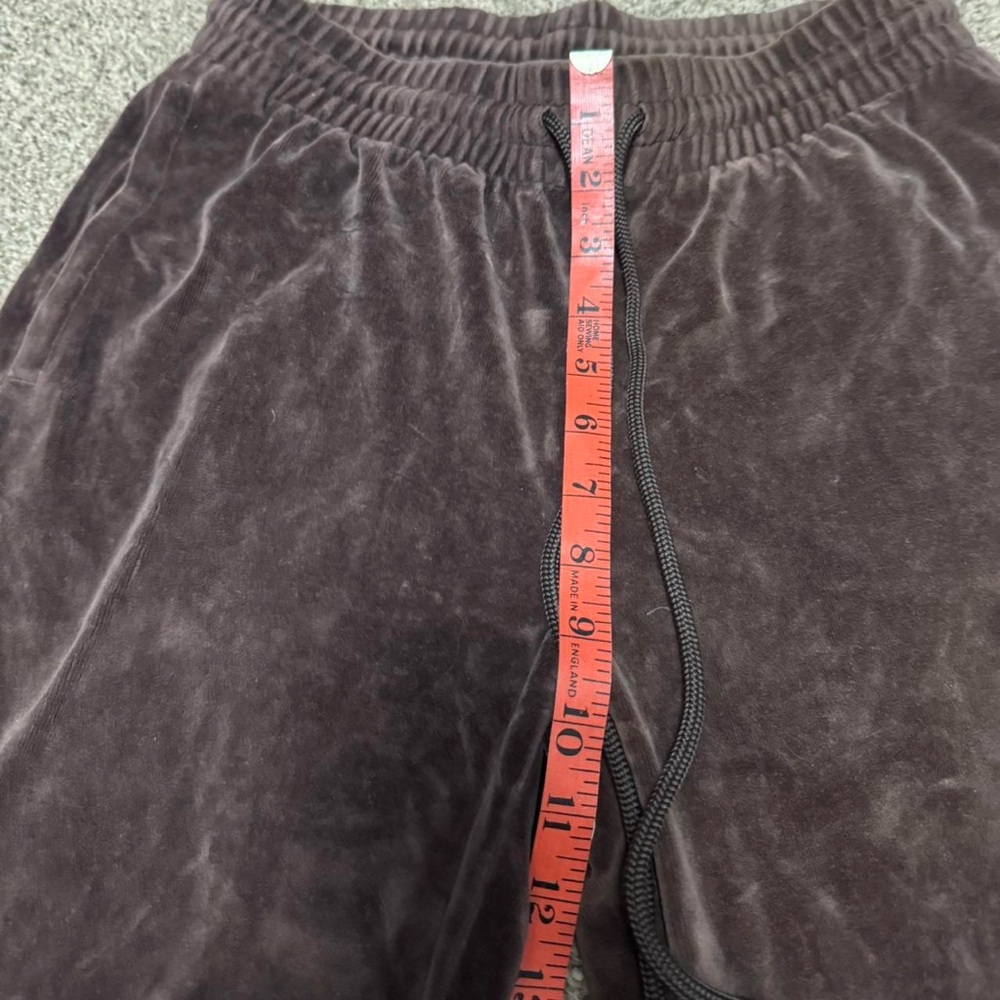 ❌SOLD❌ TNA Aritzia Brown Velour Straight-Leg Sweatpants - Picture 7 of 8